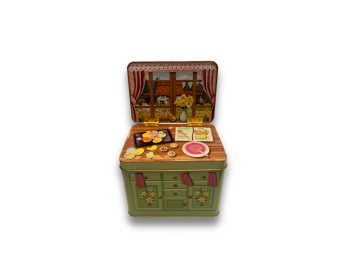 Τενεκεδένιο Κουτί Δώρου, Κουζινούλα